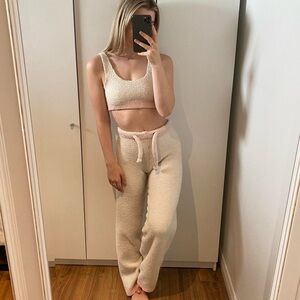 Matching 2 piece lounge set